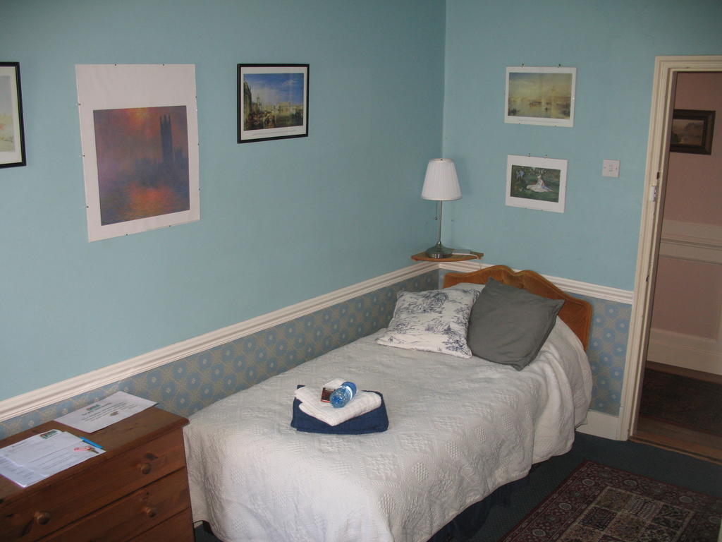 Rothmans B&B Chelmsford Ruang foto